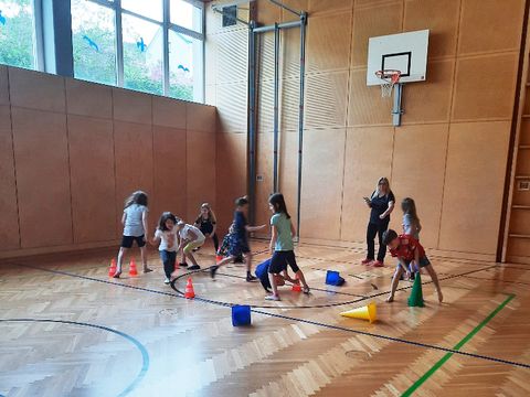 Foto 1 von 3: Tennis-Kindertraining 2022 (vergrößern)
