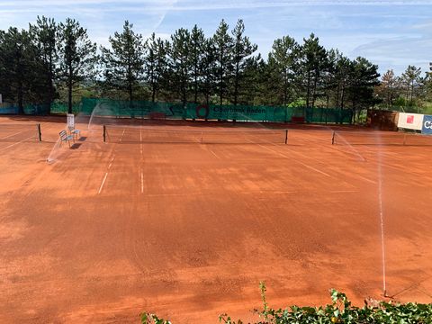 Foto 8 von 8: Die Tennissaison 2024 ist eröffnet! (vergrößern)