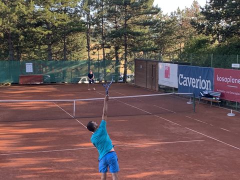 Foto 17 von 208: 9. Bad Vöslauer Thermencup powered by Kosaplaner: Eine tolle Tenniswoche mit vielen spannenden Spielen (vergrößern)