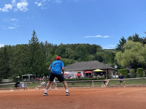 Foto 73 von 208: 9. Bad Vöslauer Thermencup powered by Kosaplaner: Eine tolle Tenniswoche mit vielen spannenden Spielen (vergrößern)