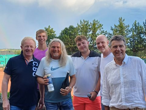 Foto 150 von 208: 9. Bad Vöslauer Thermencup powered by Kosaplaner: Eine tolle Tenniswoche mit vielen spannenden Spielen (vergrößern)