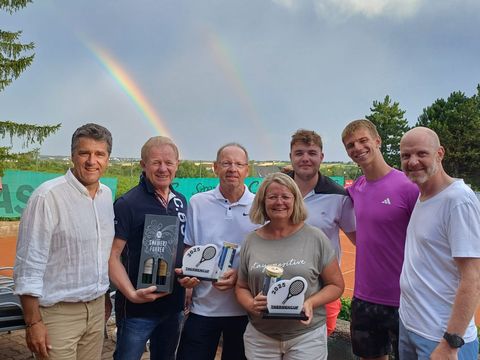 Foto 164 von 208: 9. Bad Vöslauer Thermencup powered by Kosaplaner: Eine tolle Tenniswoche mit vielen spannenden Spielen (vergrößern)