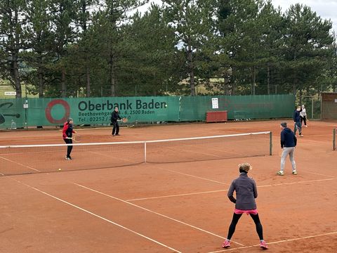 Foto 3 von 14: Saisonabschlussturnier 2025 – Spiel, Spaß und geselliges Beisammensein (vergrößern)