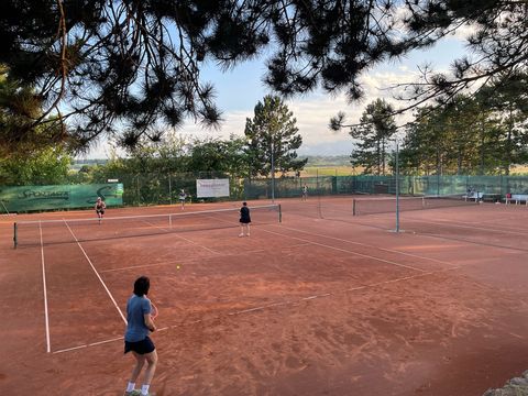 Foto 43 von 313: 10. Bad Vöslauer Thermencup 2026: Eine Woche voller Tennis auf höchstem Niveau (vergrößern)