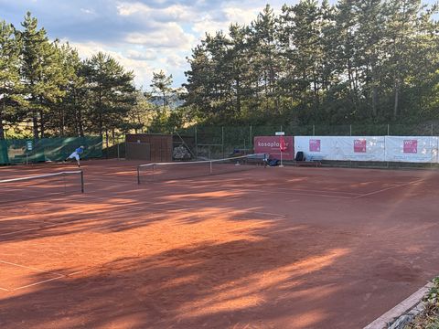Foto 56 von 313: 10. Bad Vöslauer Thermencup 2026: Eine Woche voller Tennis auf höchstem Niveau (vergrößern)