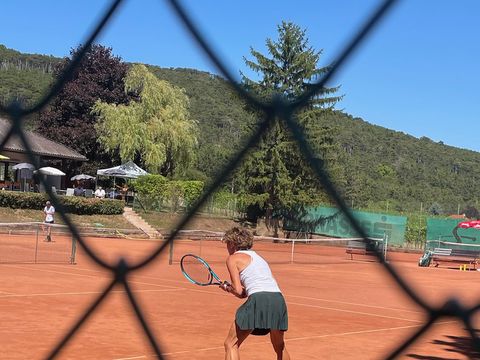 Foto 128 von 313: 10. Bad Vöslauer Thermencup 2026: Eine Woche voller Tennis auf höchstem Niveau (vergrößern)