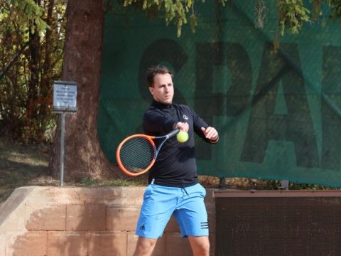 Foto 11 von 114: Gelungenes Saisonabschlussturnier – eine erfolgreiche Tennissaison 2026 geht zu Ende. (vergrößern)