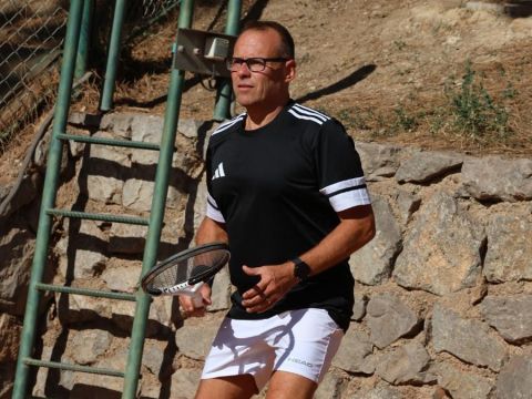 Foto 63 von 114: Gelungenes Saisonabschlussturnier – eine erfolgreiche Tennissaison 2026 geht zu Ende. (vergrößern)