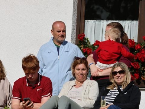 Foto 71 von 114: Gelungenes Saisonabschlussturnier – eine erfolgreiche Tennissaison 2026 geht zu Ende. (vergrößern)