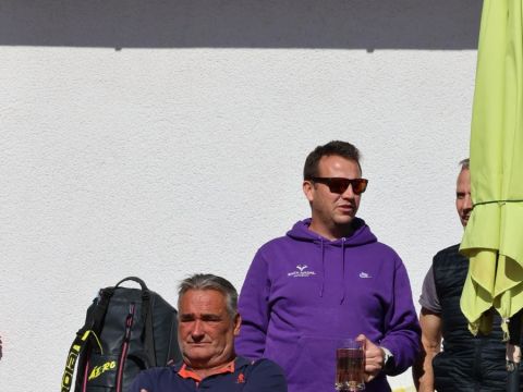 Foto 105 von 114: Gelungenes Saisonabschlussturnier – eine erfolgreiche Tennissaison 2026 geht zu Ende. (vergrößern)